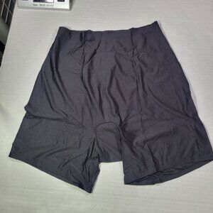 Truekind Women Seamless Stretch Mid Waist Shaping Shorts Size 16-24